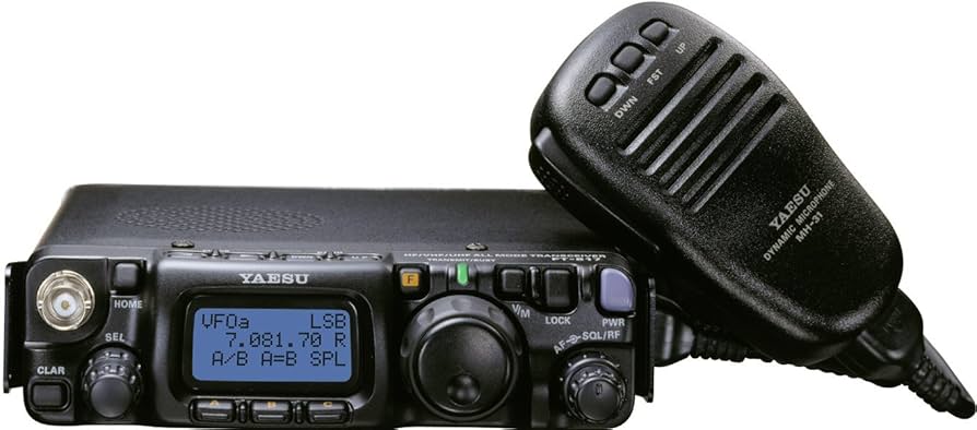 YAESU FT-817 HF/VHF/UHFトランシーバー USED YAESU FT-817 HF/VHF/UHF TRANSCEIVER