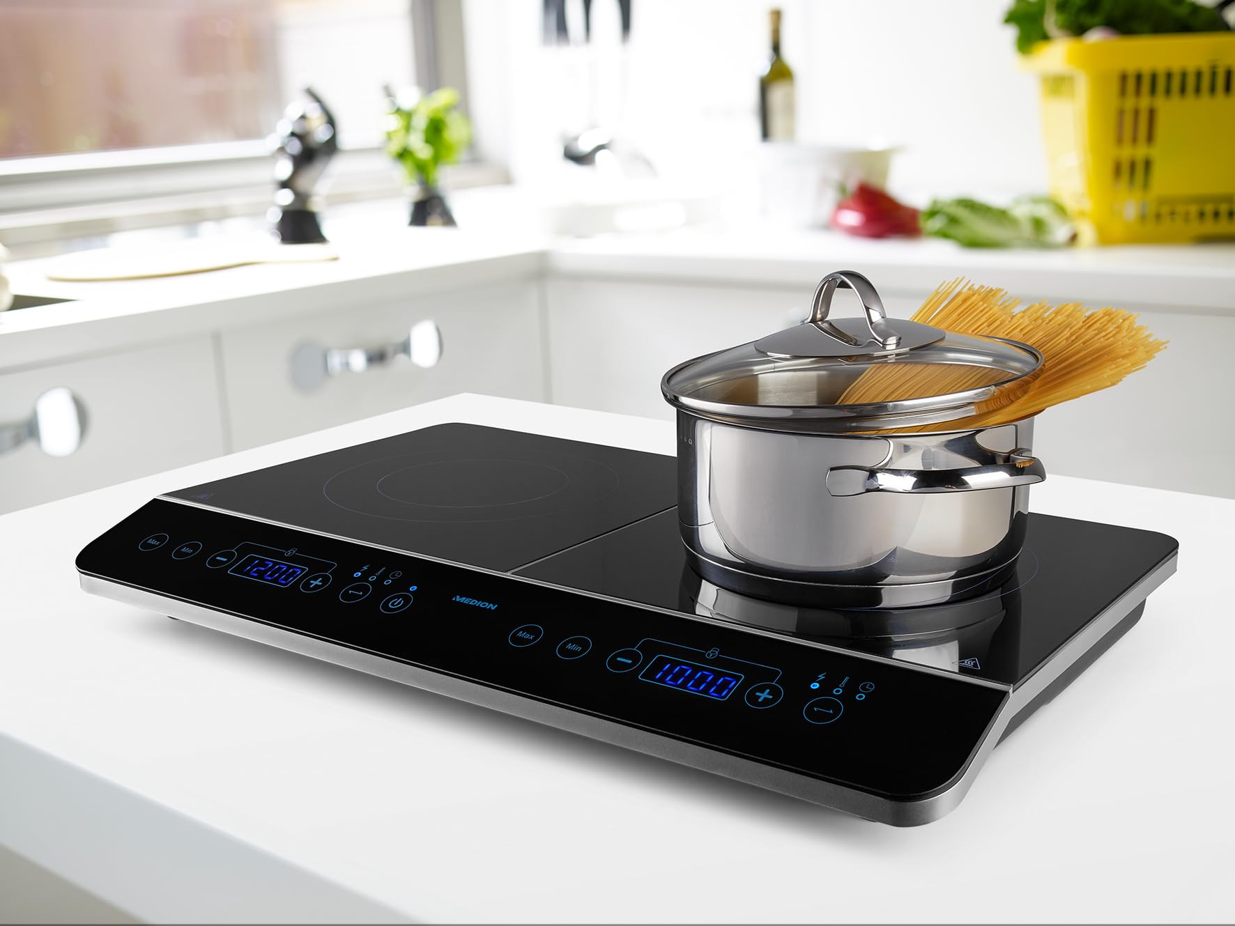 MEDION Piastra a induzione doppia con due piastre di cottura, 3500 Watt, 10 livelli di temperatura, display a LED, MD 15324, nera