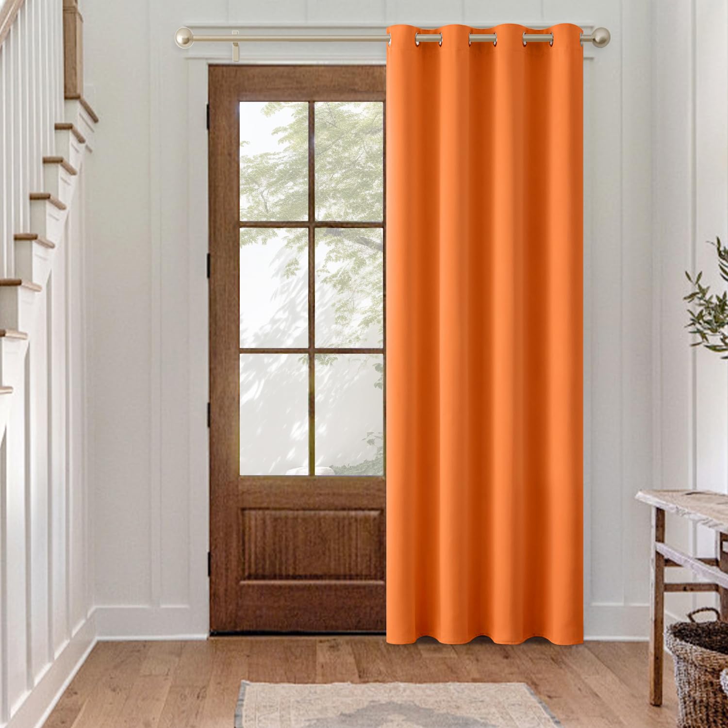 Rideau occultant orange doux et esthétique aux finitions soignées