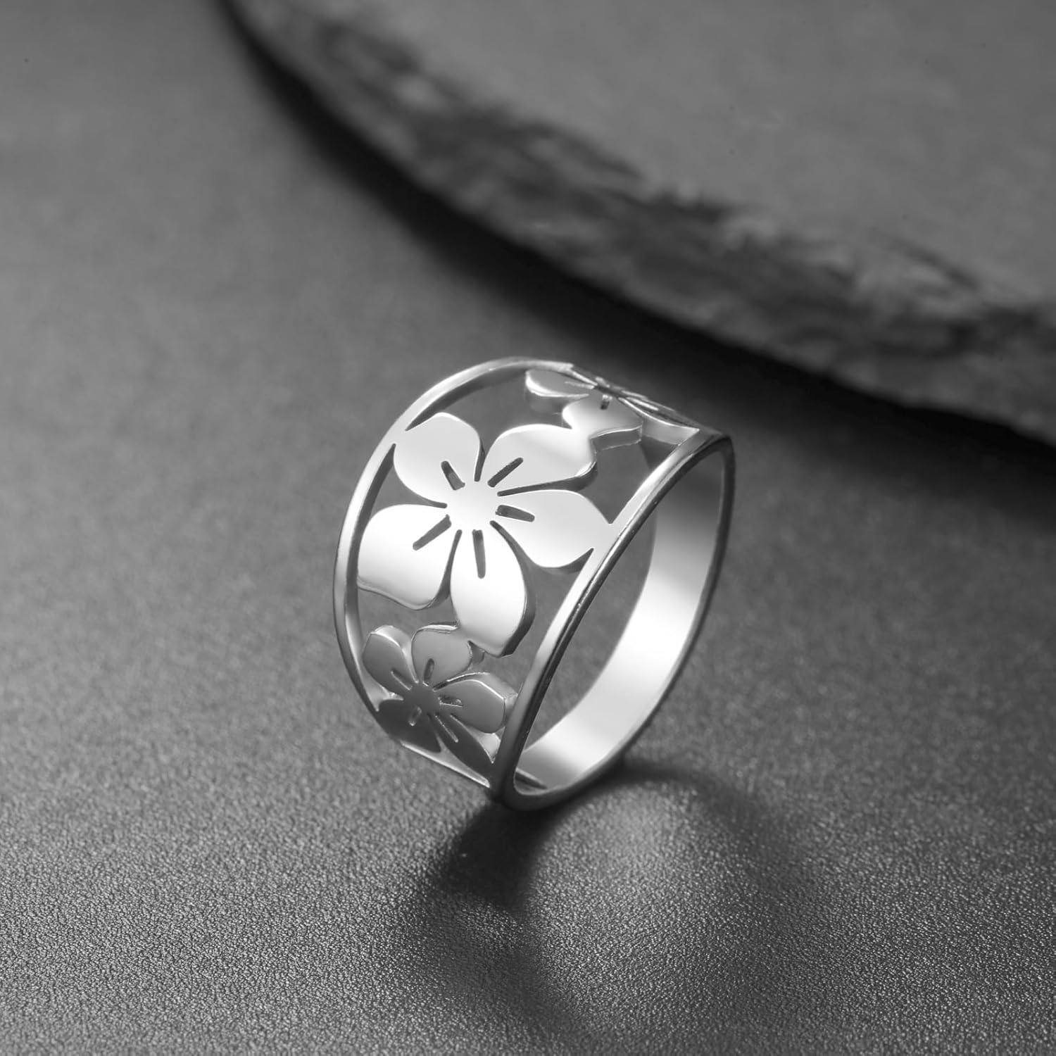 TEAMER Bohemian Hollow Flower Ring Stainless Steel Rhinestone Flower Ring Wedding Band Ring Exquisite Jewelry for Women - Image 6