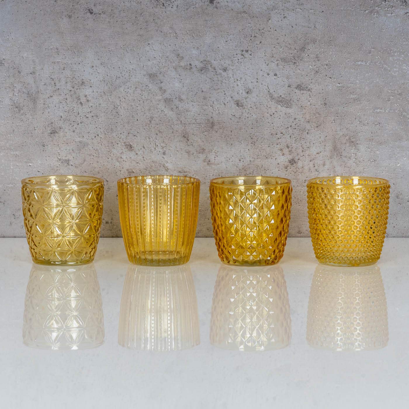 Set di 4 portacandele antivento, altezza 7,5 cm, in vetro giallo, portacandele in stile retrò, decorazione da tavolo
