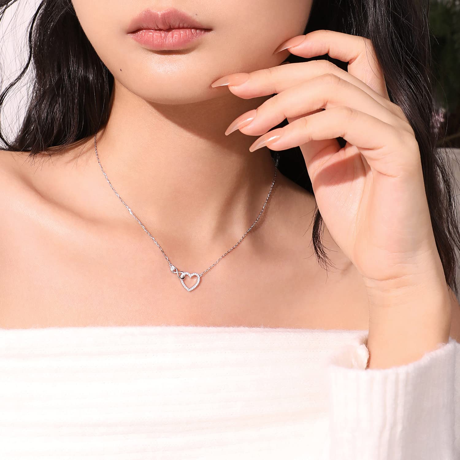 Meissa Collier Coeur Infini pour Femmes Zircon cubique diamant pendentif femme en or avec breloque en forme de coeur Collier Signe de l'Infini Amitié Promesse Cadeau, Or Rose