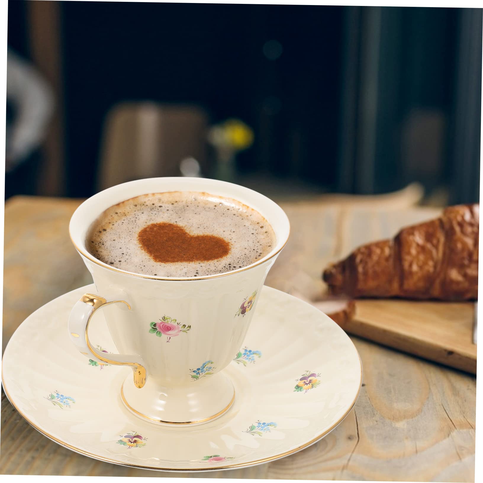 MAGICLULU Set Tazza e Piattino da Caffè in Ceramica Bianca, Stile Europeo Rétro, per Caffè, Tè o Latte in Ufficio al Bar