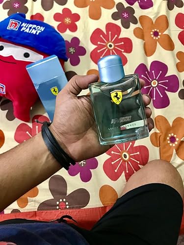 Amazon | 【フェラーリ】ライトエッセンス 125mL EDT (並行輸入品