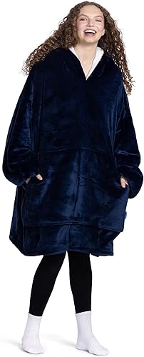 Miniatura 1 de The Oodie - Sudadera extragrande con capucha para niños o adultos, muchos patrones y colores, mezcla entre sudadera y manta
