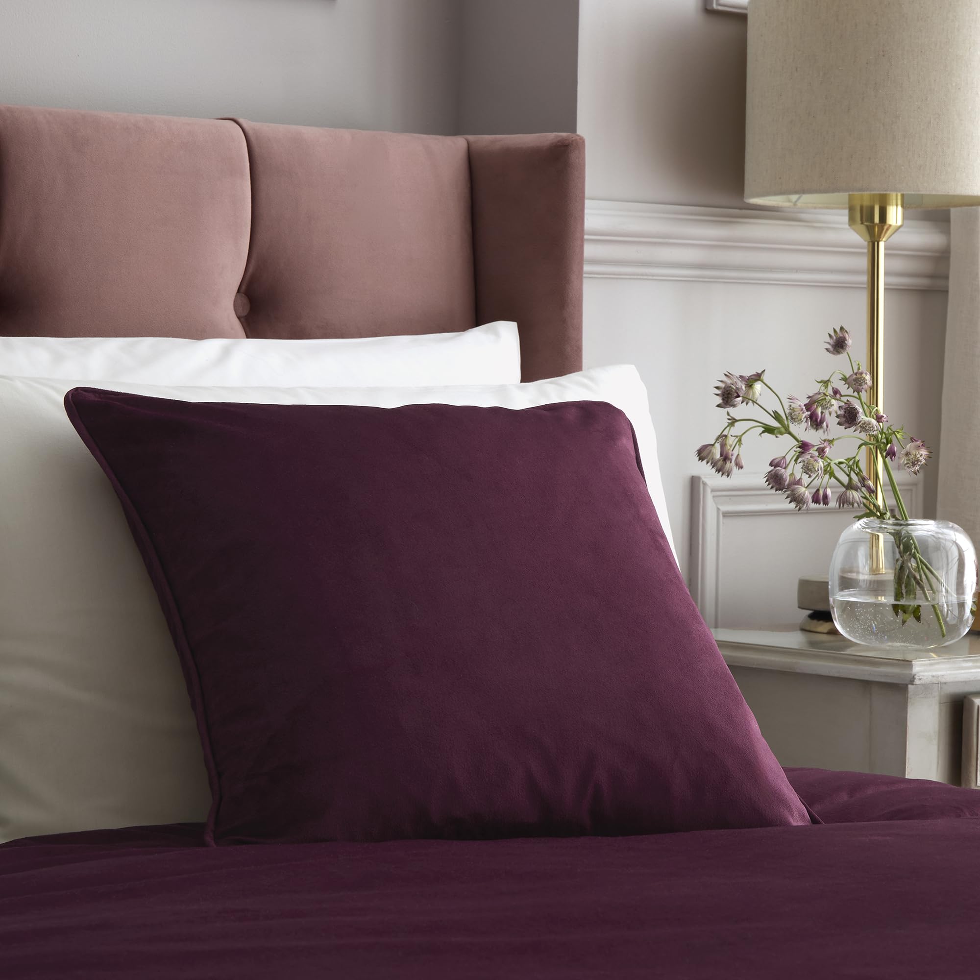Soiree Unisex Plum 'Melanie' Luxe Velvet Filled Cushion In | Size: 43 Cm X 43 Cm