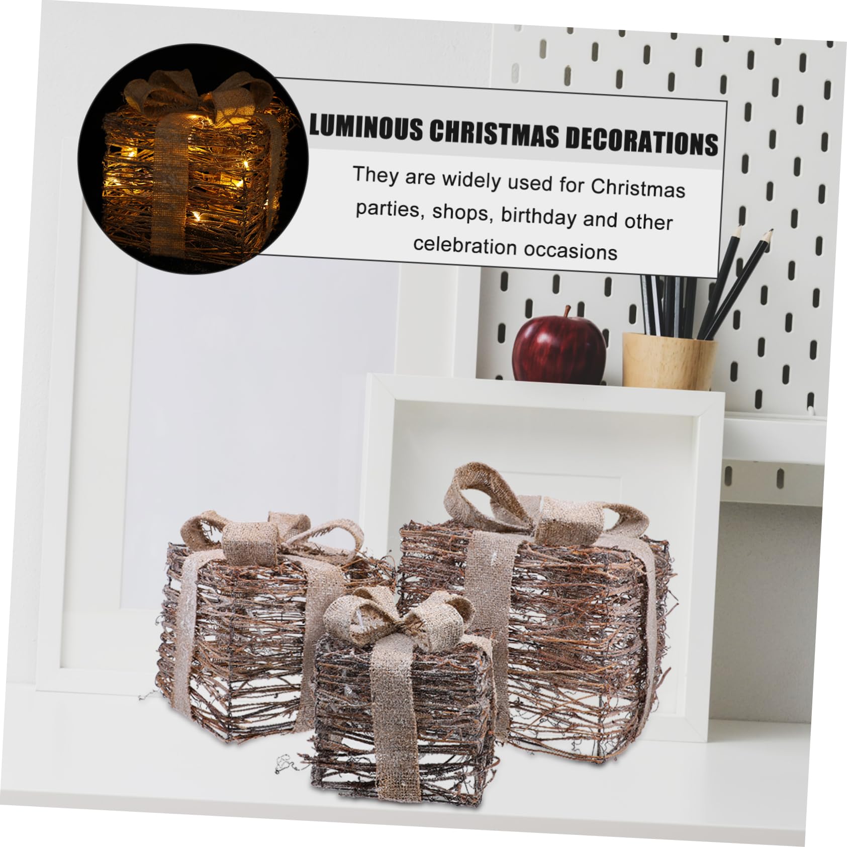 TOYANDONA 3pezzi Scatole Regalo di Natale Luci LED Scatola per Dolcetti di Natale in Rattan Naturale Scatola Regalo di Caramelle per Festival di Forniture per Festival di Luminose