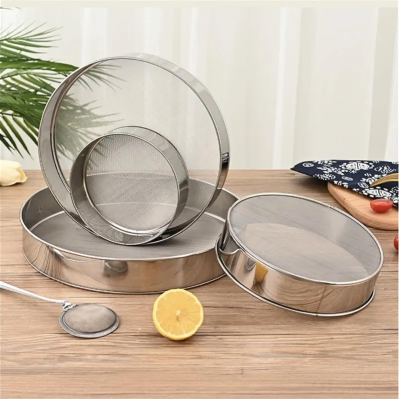 Setaccio da giardino Setaccio for terreno Maglia in acciaio inossidabile 18 cm Strumento da giardinaggio for farina, tè, pasta(18cm)