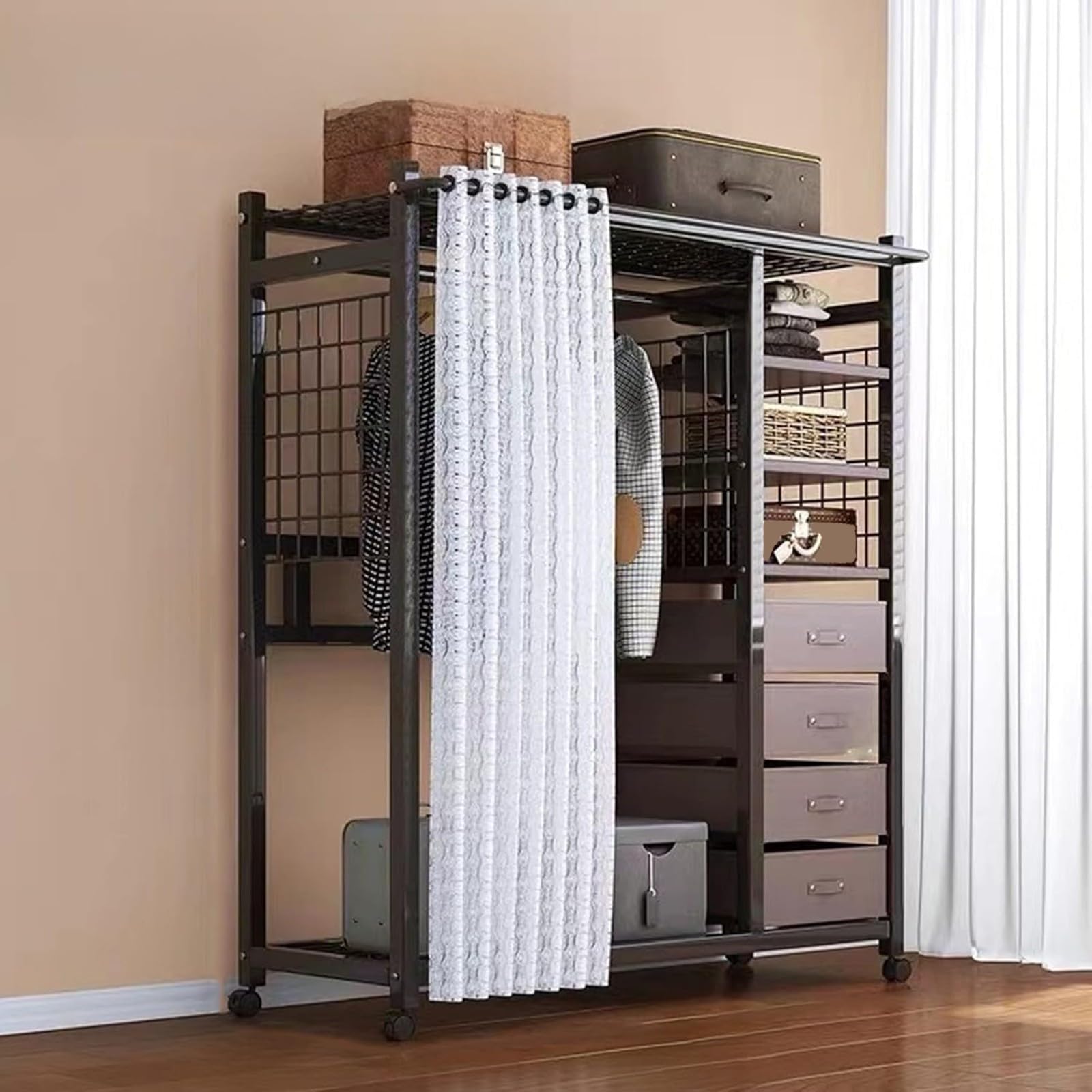 Portant à vêtements pour résoudre le manque de place, armoire noire avec tiroir et rideau