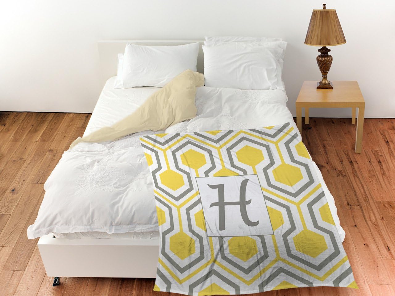 Manual Woodworkers & Weavers Coral Fleece Throw, 30 by 40-Inch, Monogrammed Letter H, Yellow Honeycomb