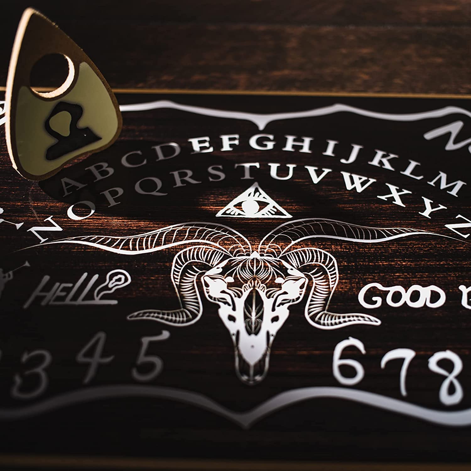 AEGWYNNR Board Game with Spirit Protection