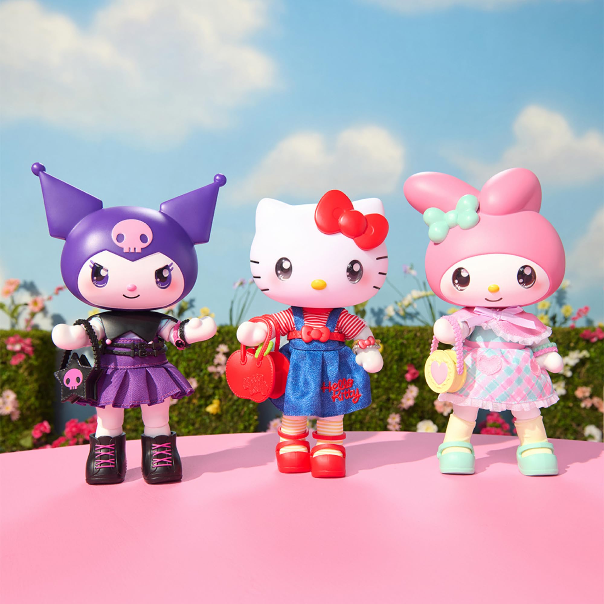 Hello Kitty - Kuromi Premier Bambola 20 cm, 9 Punti Di Articolazione, Vestiti E Accessori Removibili, Per Collezionisti, Bambini e Bambine dai 3 Anni