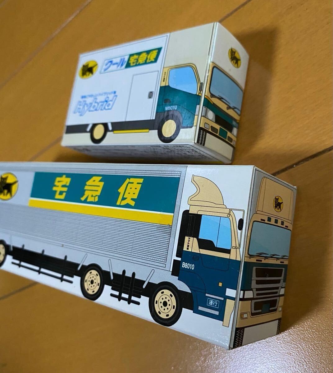 ヤマトミニカー】 大型トラック10t車 クール宅急便 ウォークスルーW