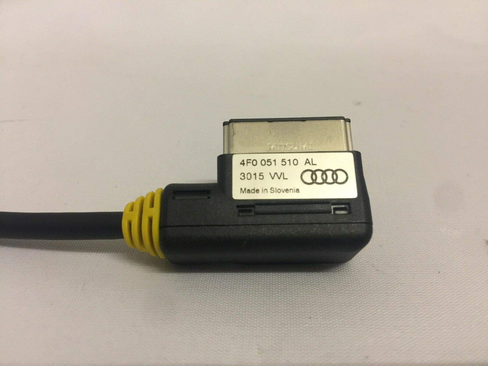 Audi 4 F0051510AL Cavo Adattatore Set per Musica interfaccia/dispositivi Apple con Presa di Corrente