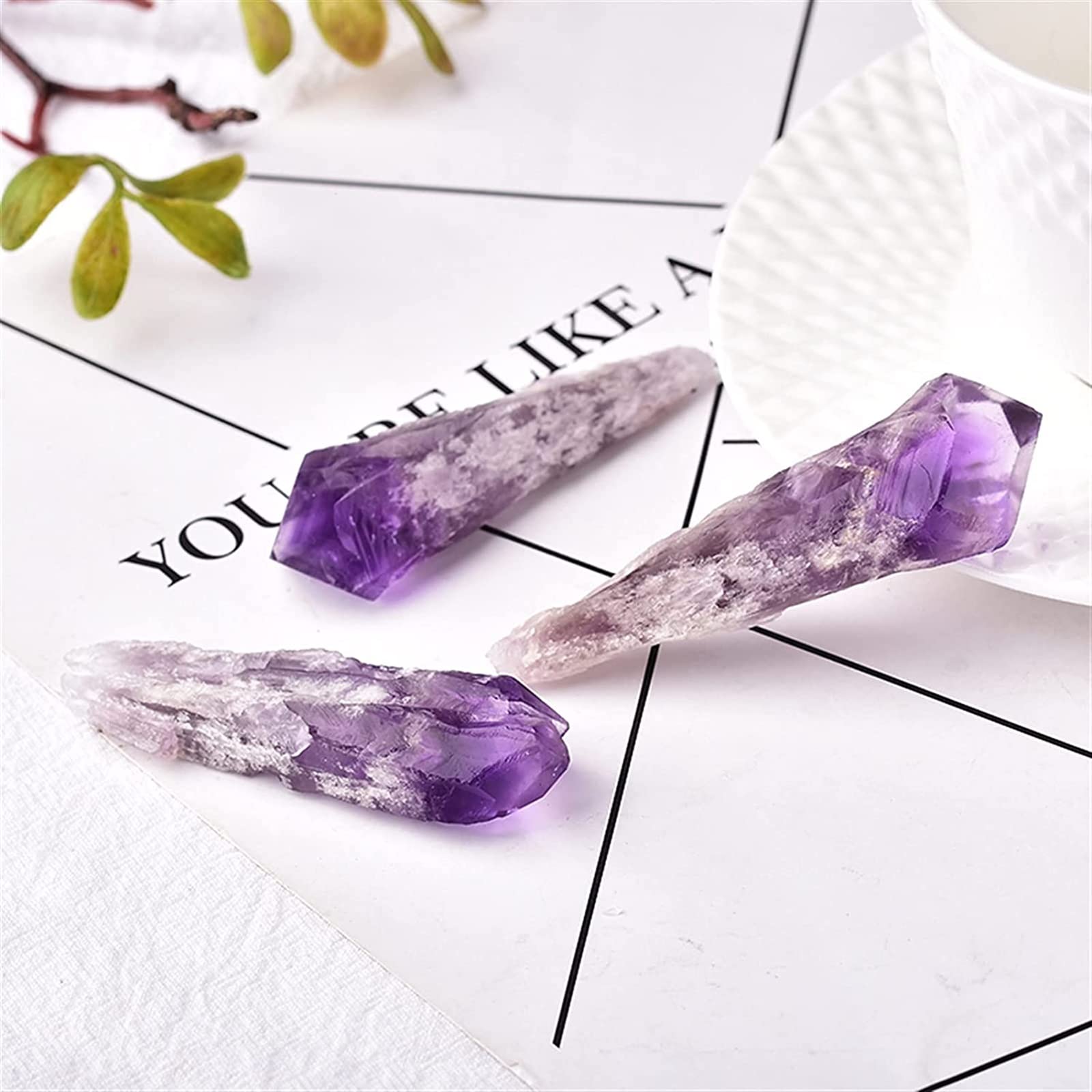 Amatista Natural Cuarzo Decorativo de 25g para Altar de Meditación y Yoga