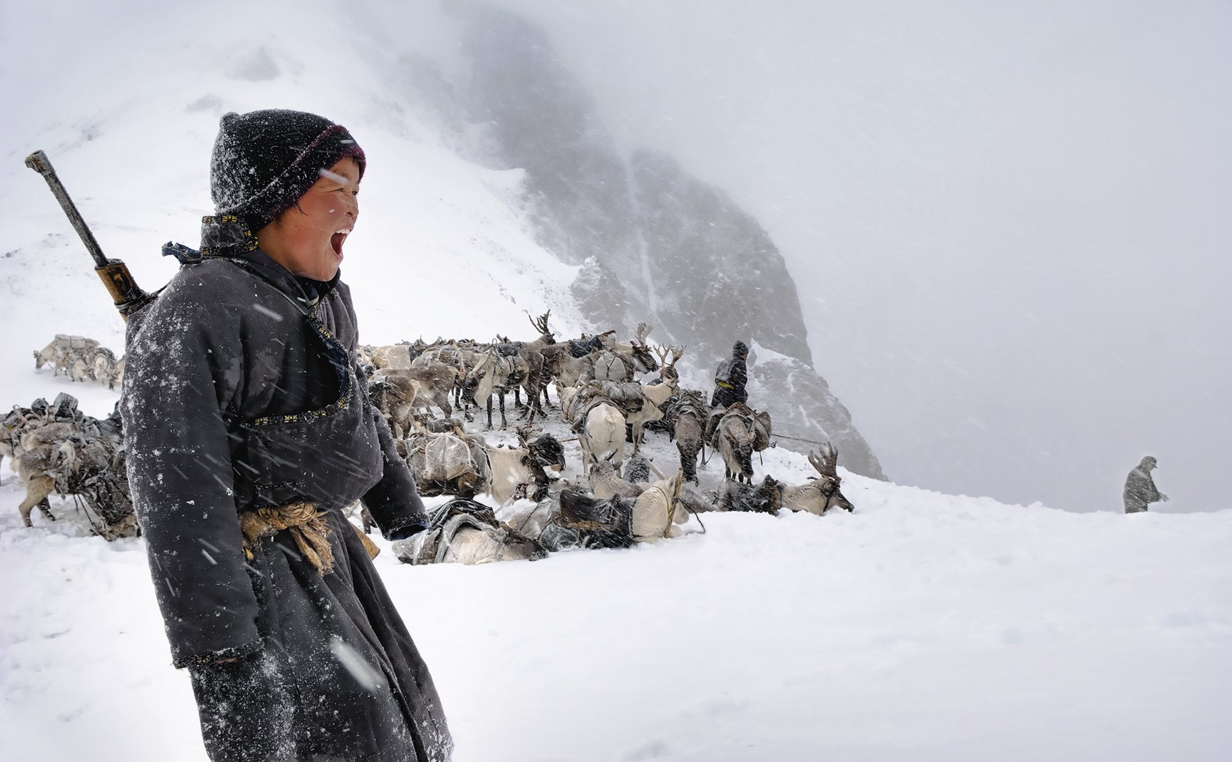 Dark Heavens. Shamans & Hunters of Mongolia. Ediz. inglese e tedesca