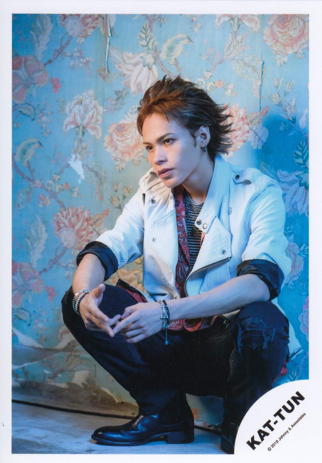 Amazon.co.jp: KAT-TUN 公式生写真 （上田竜也）KA00357 : おもちゃ