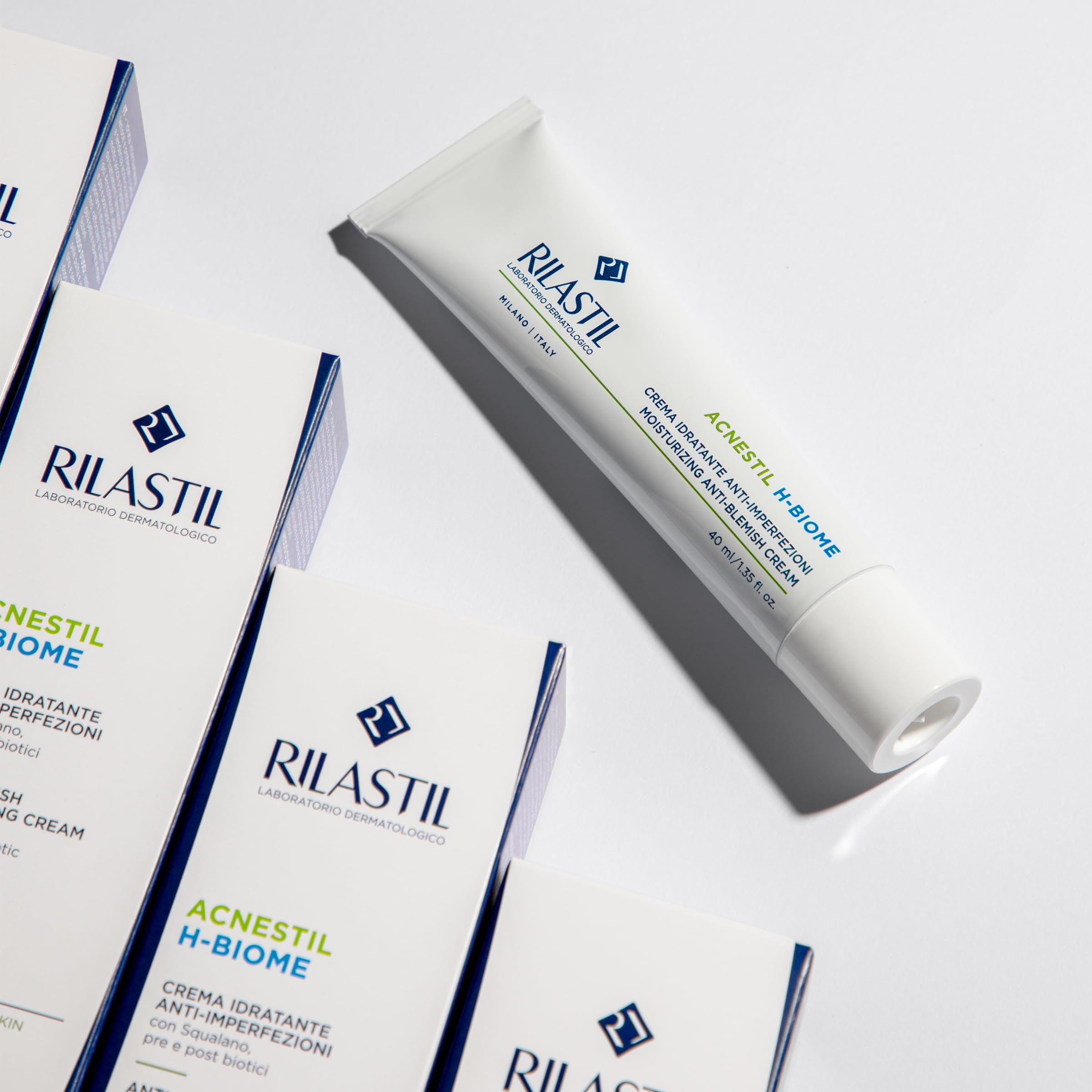 Rilastil Acnestil H-Biome Crema Viso, Crema Idratante Anti Imperfezioni, Idratazione fino a 8h, per Pelle Sensibile, 40ml