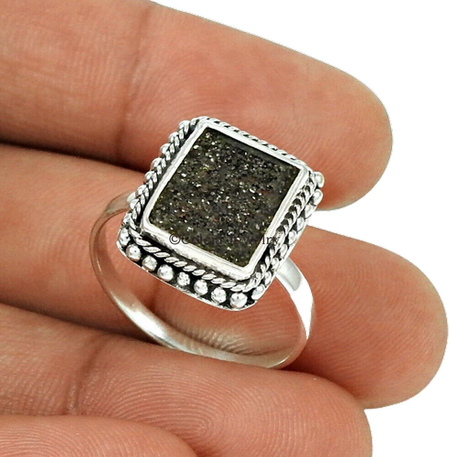Anillo de mujer de moldavita, anillo de plata de ley 925 maciza, anillo de piedra preciosa curativa natural, anillo de diseño especial para mujer, anillo de declaración, anillo de regalo vintage