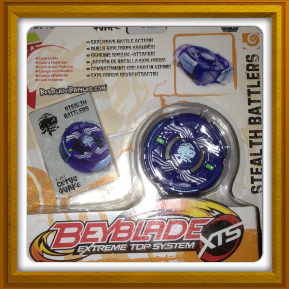 Hasbro Bey Blade 37688 - Trottole Beyblade XTS Stealth Battlers, Cetus Quake