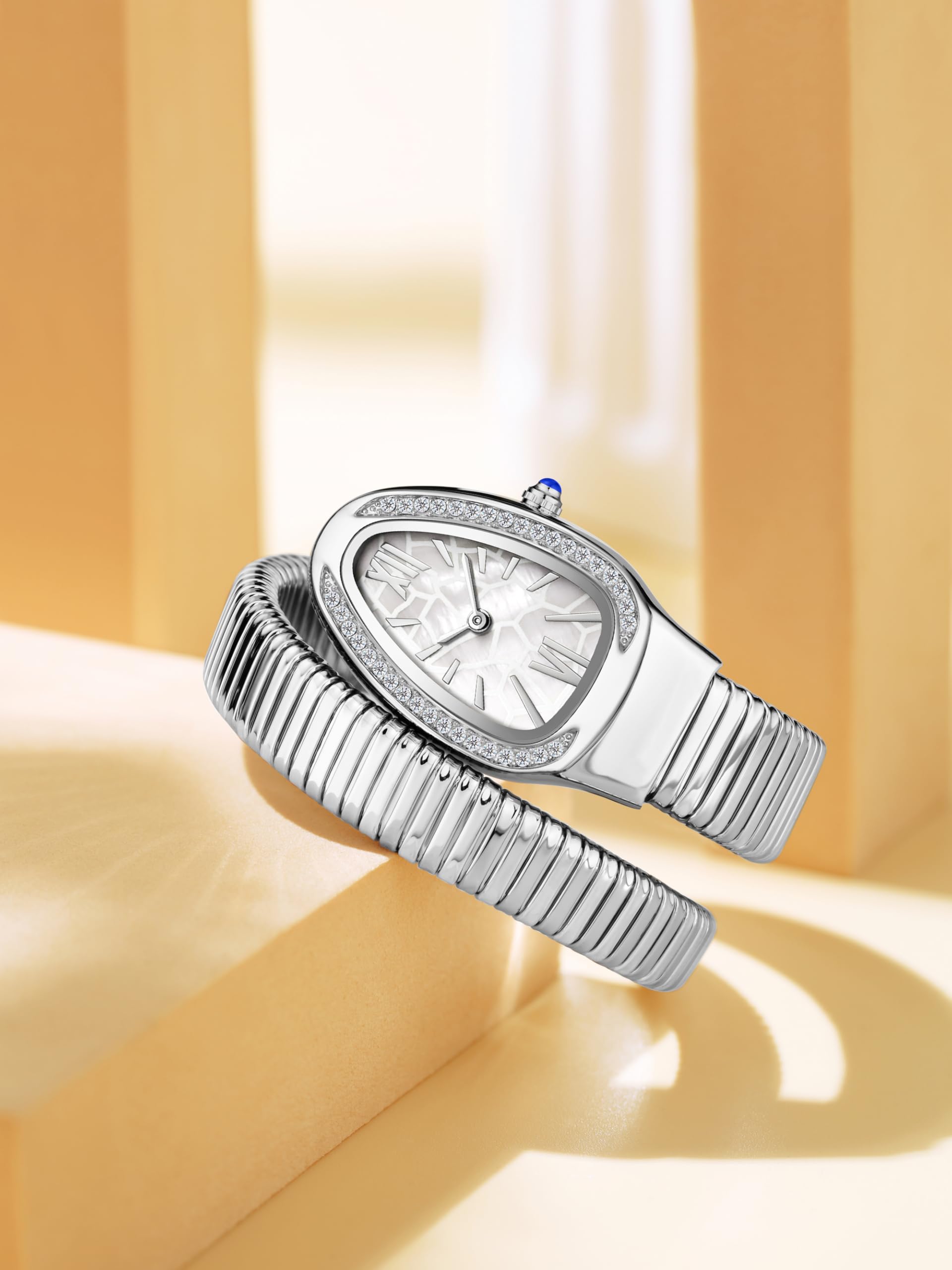 Gosasa Elegante orologio da donna a forma di serpente, design unico, serpente bobina elegante con diamanti e quadrante con numeri romani