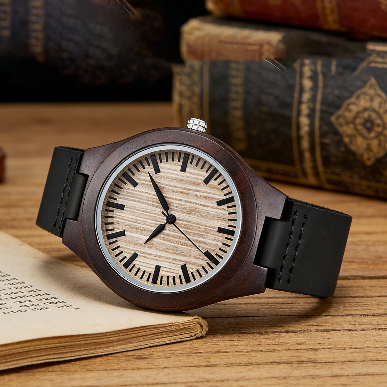 Tiong Orologio da uomo in legno naturale scuro e chiaro, con cinturino in vera pelle, ecologico, casual, al quarzo, con quadrante in legno minimalista, regalo unico per uomo