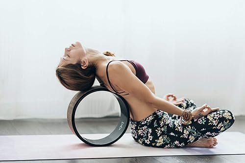 Miniatura 8 de YOGA DESIGN LAB  THE YOGA WHEEL  Rueda de ejercicio ecológica impresa extra fuerte, acolchada, diseñada en Bali  Mejora tus posturas y estira más
