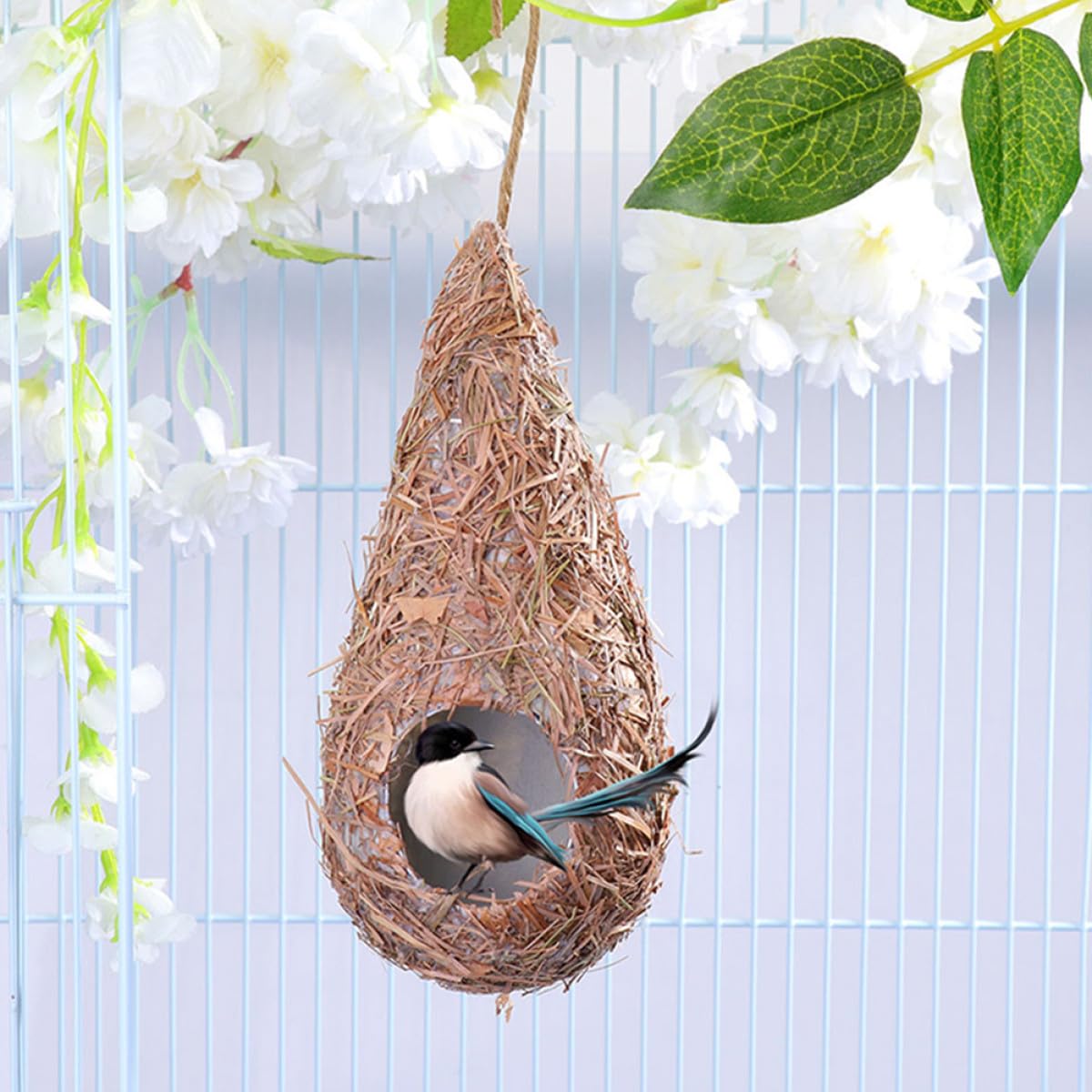 Casetta per Uccellini da Esterno Set da 5 Pezzi in Paglia Intrecciata, Nido Decorativo Appeso Stile Rustico Pastorale per Piccoli Uccelli per Giardino e Veranda