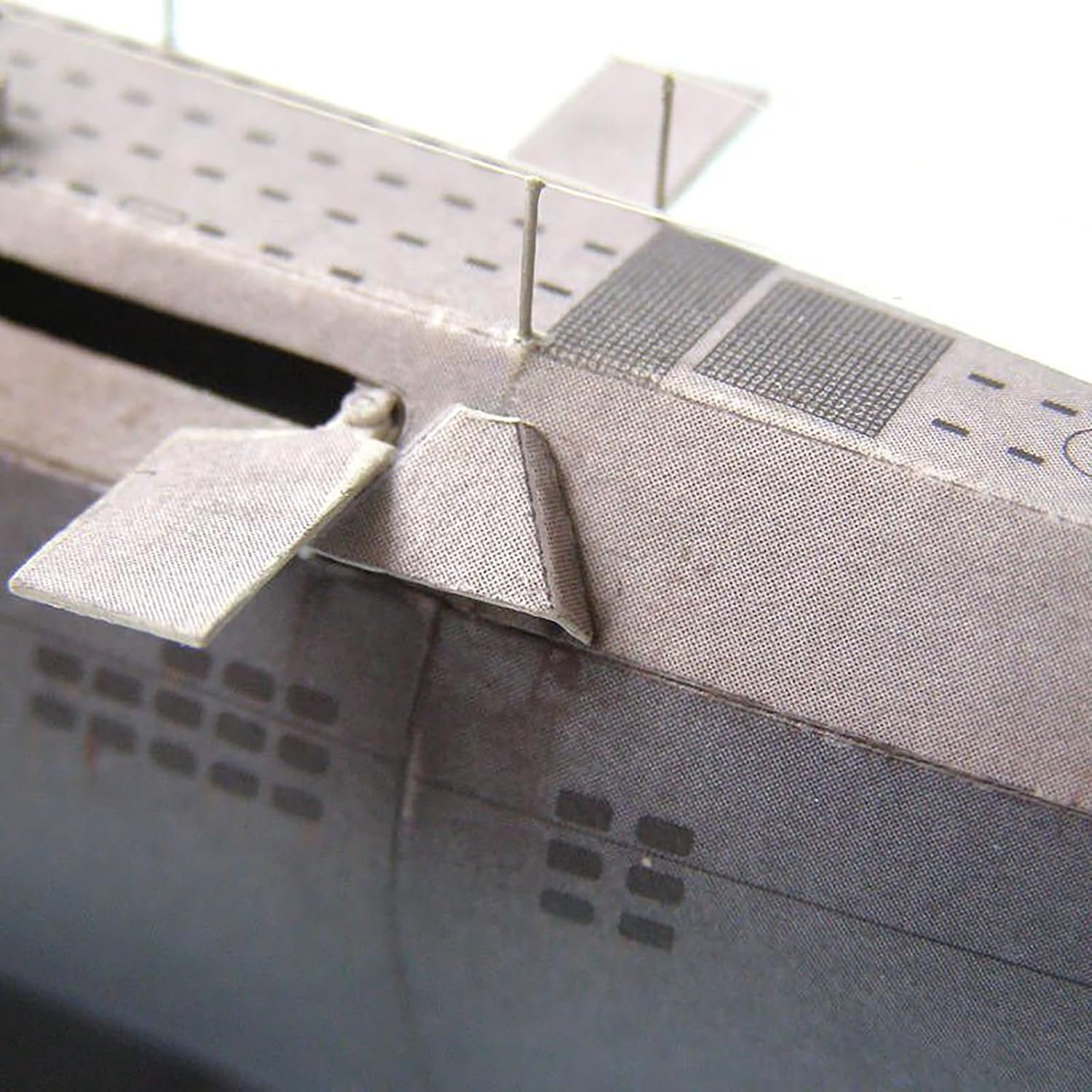 ZEZEFUFU Submarine Paper Model Kits 1/200 Scale U-2536 U-Boot Type XXI Submarine (Unassembled Kit)