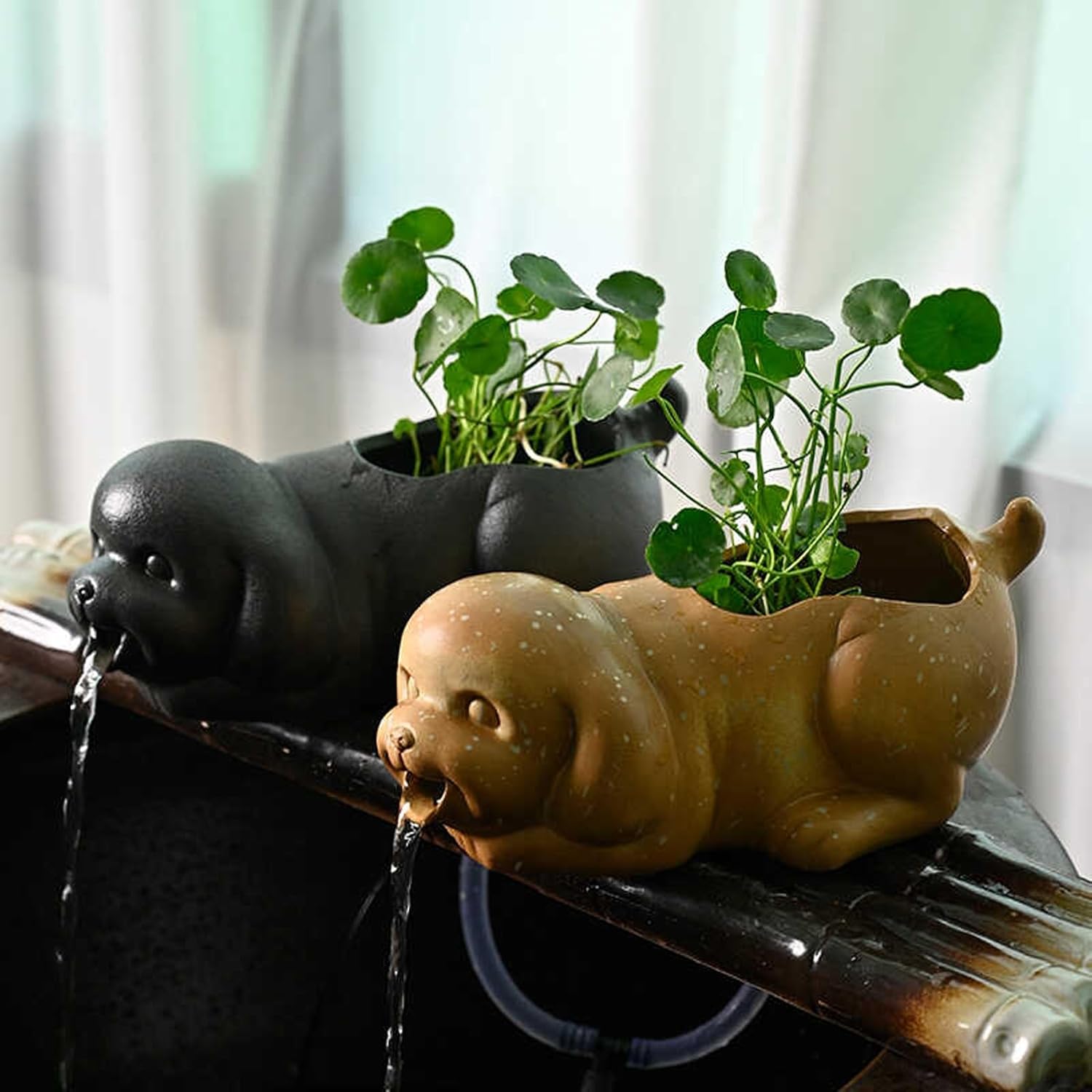 Puppy Shape Pond Water Spitters, Fish Tank Automatic Circulation Water Landscaping Ornaments, for Home Outdoor Koi Pond Decor, Spitter Pond Water Feature(Black)