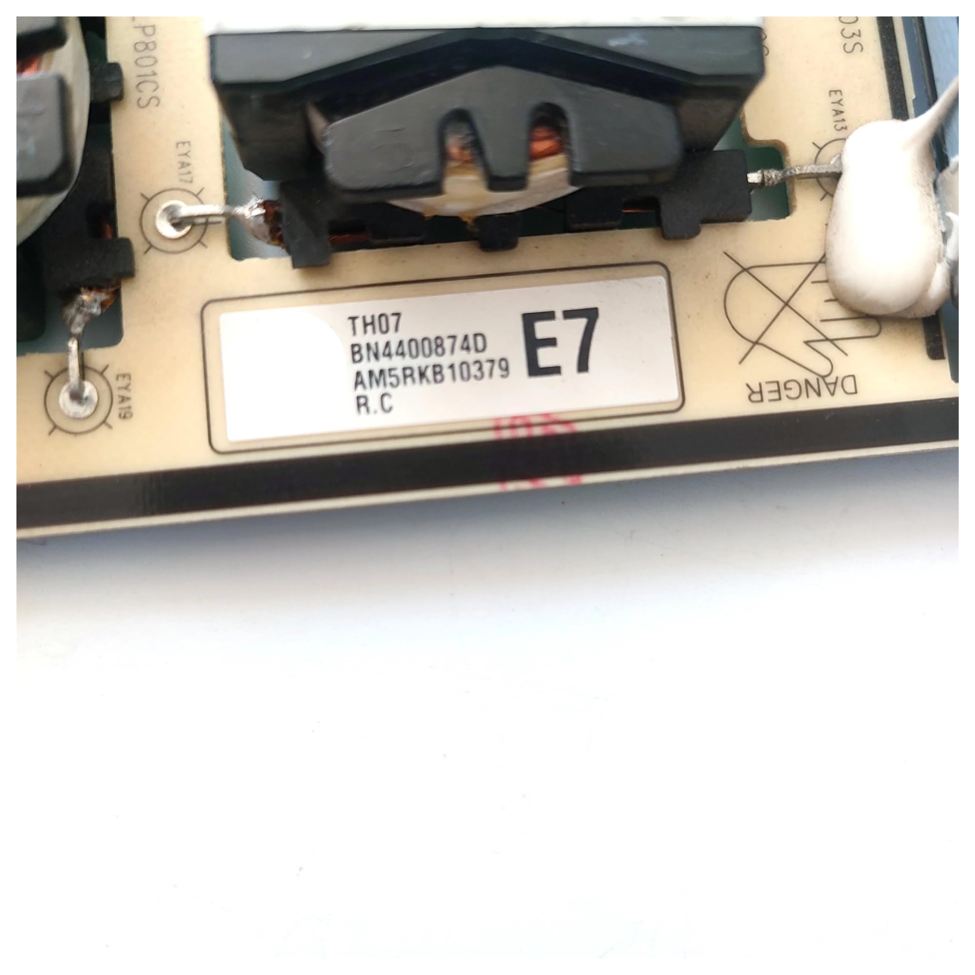 Carte d'alimentation/LED for téléviseur BN44-00874D L75E7NR_NHS Compatible avec les modèles GQ75Q6, QA75Q6, QE75Q6, QN75Q65, UA75NU8000, UE75NU8000 et UN75NU8000FXZA (75 pouces)