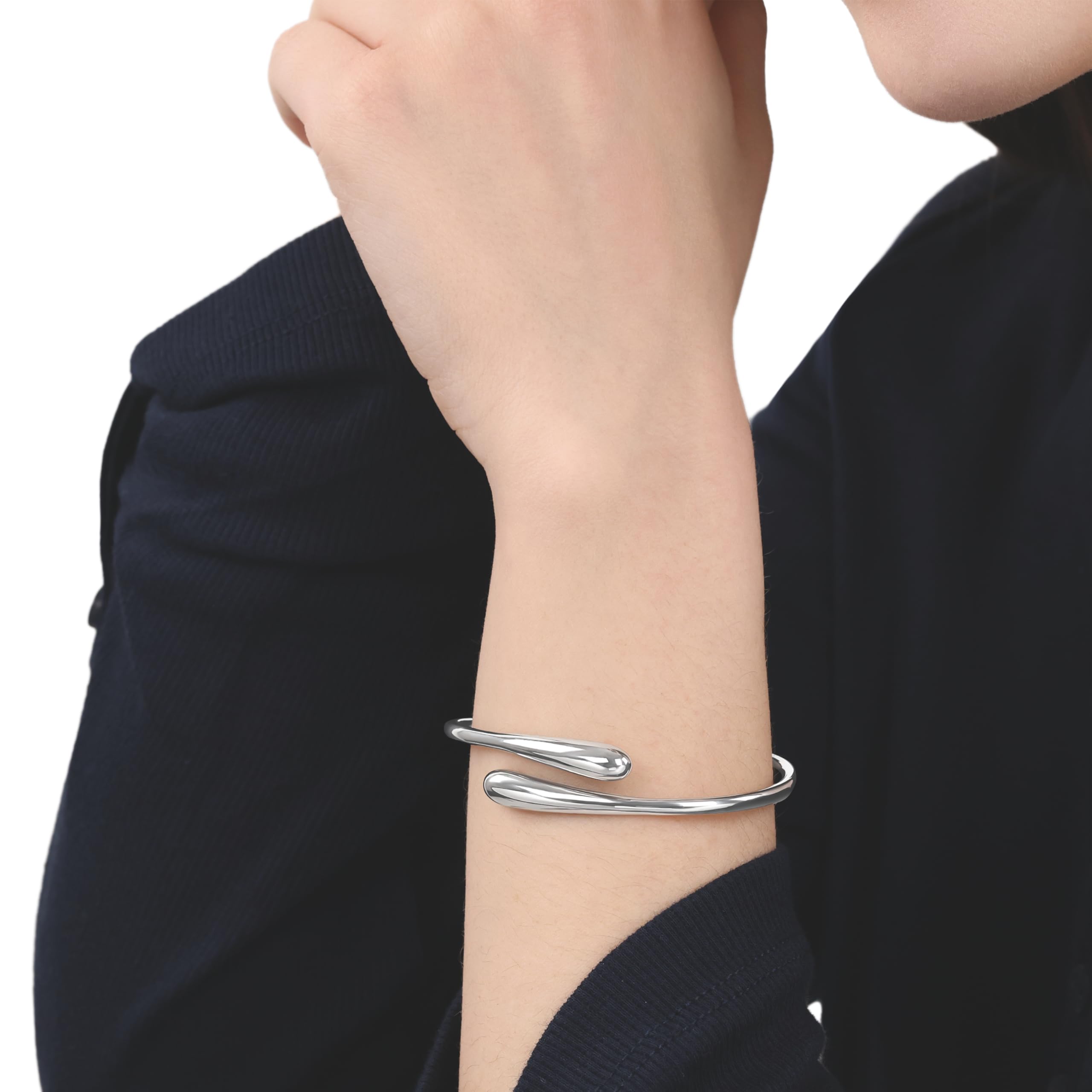 Tom Tailor Armreif für Damen, Edelstahl, 60 mm, silber, Geschenkidee, Armschmuck, Damenschmuck, 2100544