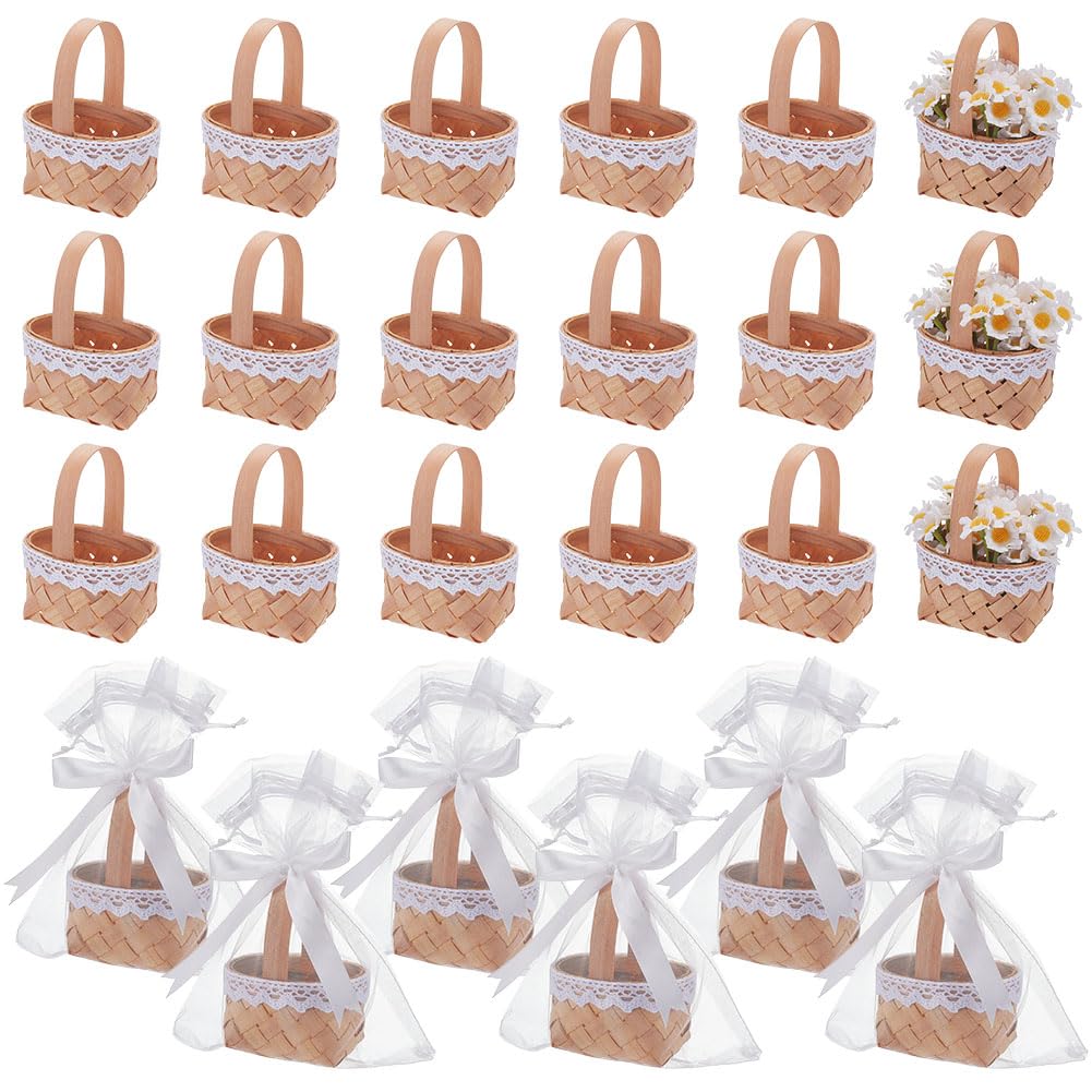 OLYCRAFT 24 Sets Mini Geflochtene Körbe mit Griffen Kleine Blumen Obst Picknickkörbe Weihnachtsmini Geflochtener Korb mit Weißer Spitzenband Verzierung für Hochzeit Party Geschenk Deko