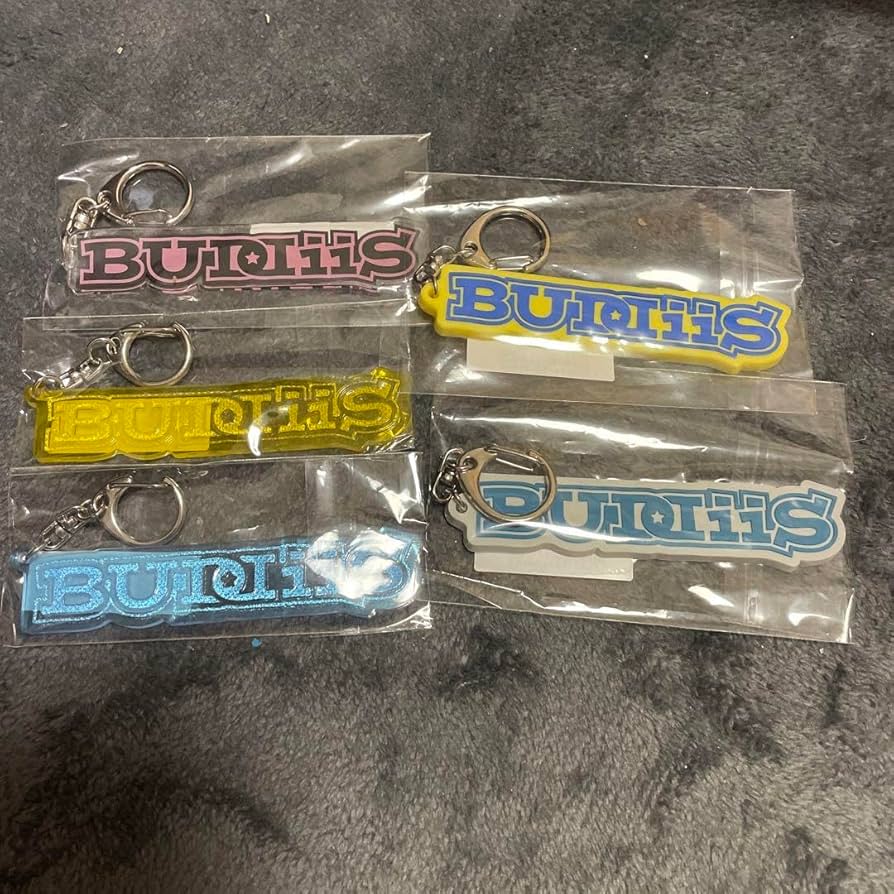 BUDDI's グッズセット Amazon.co.jp: BUDDiiS ロゴキーホルダー 5個セット : Toys & Games