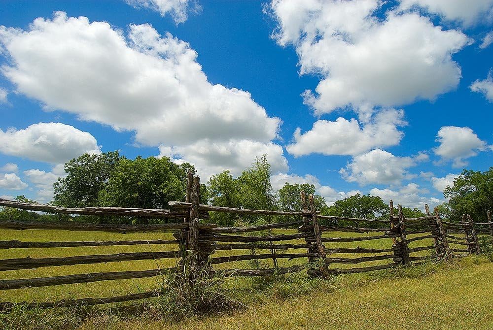 Amazon.com: Texas Ranch Fence Wallpaper Wall Mural - Self-Adhesive