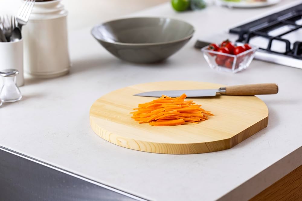 Amazon | 青森ひば丸まな板 丸型 丸いまな板 かまぼこ型 D型