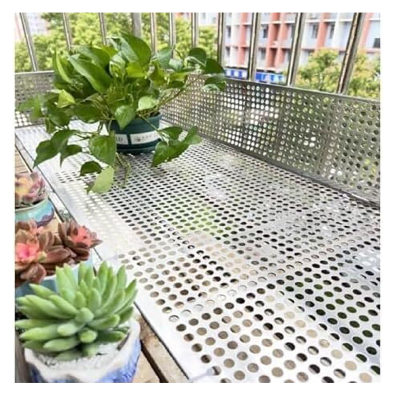 Scmyzlyd 1Mm Mesh Perforated Metal Sheets, 304 Stainless Steel Expanded Metal Perforated Sheet 0.8Mm Thick Silver Multiple Sizes(,40X40cm)