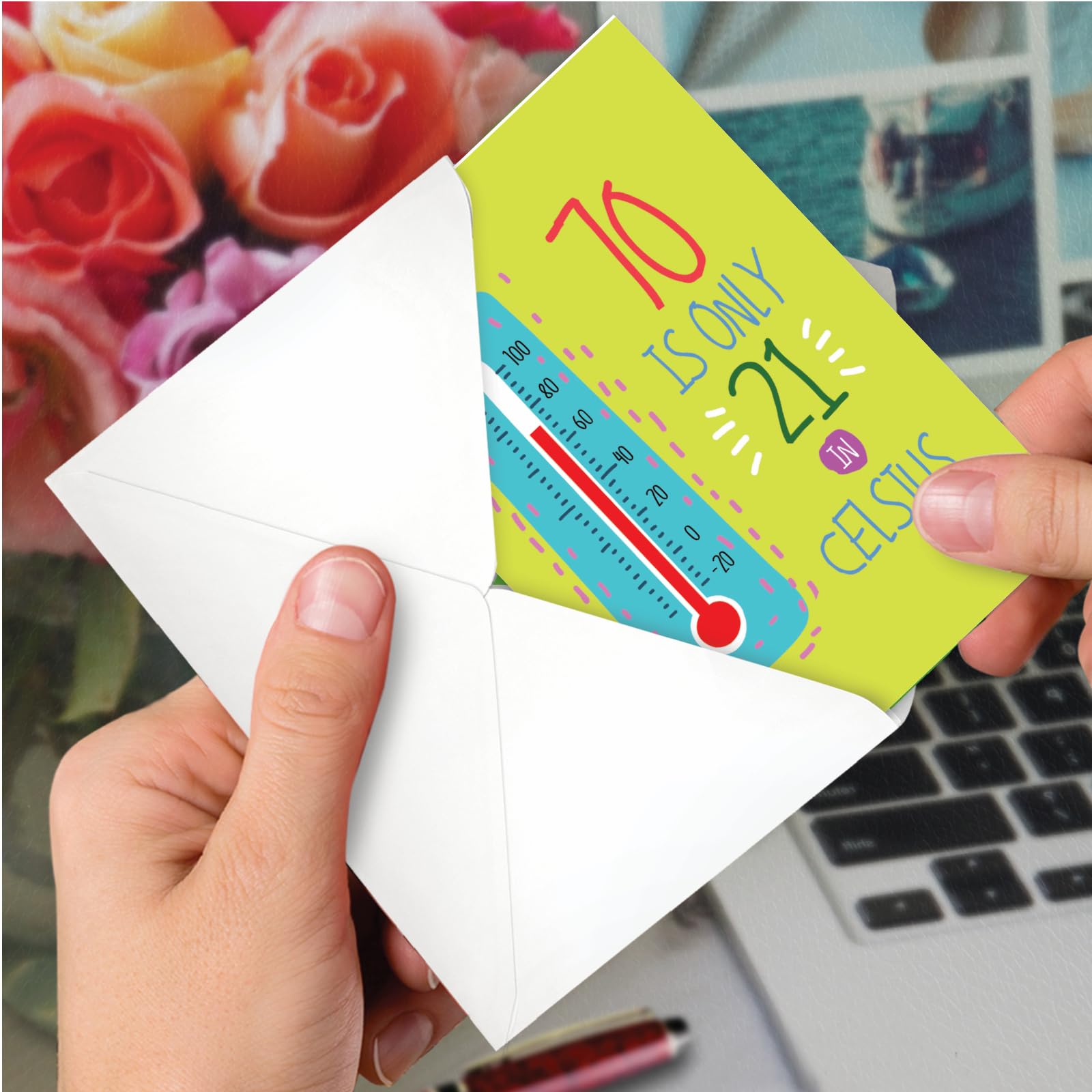 NobleWorks Biglietto Di Auguri 70° Compleanno Con Fiori - Cartolina 12,7x17,8 Cm Con Busta - Fatto In USA Con Carta Riciclata