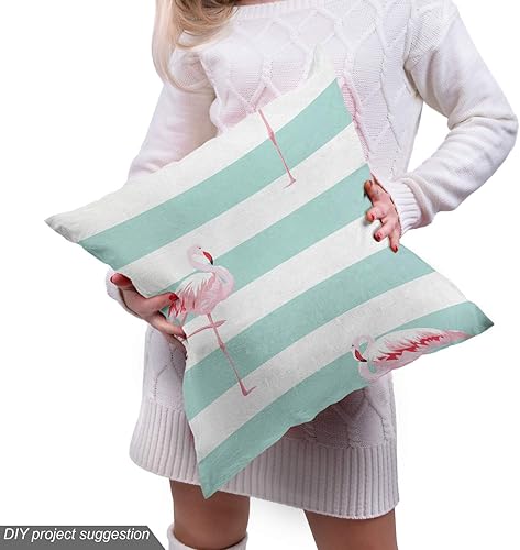 Vista 228 de Lunarable The Yard, tela azul real de The Yard, patrón de cerámica inspirado en el Medio Oriente estilo marroquí, estampado oriental, tela de satén