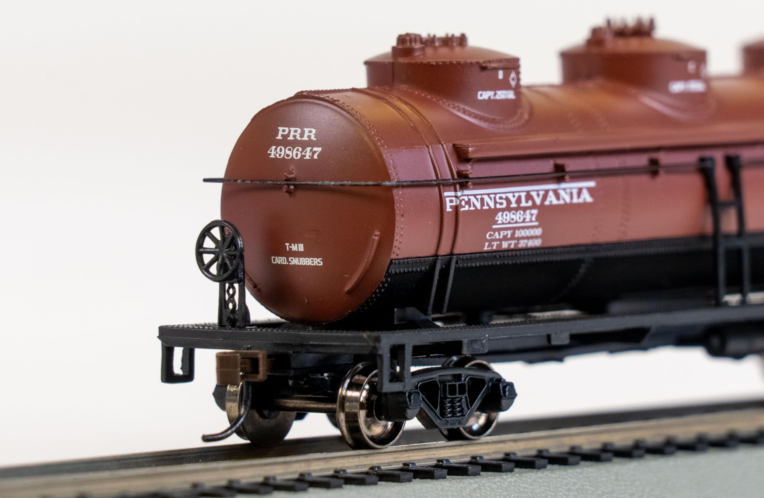 Carro cisterna a tre cupole da 40' - PRR #498647 - Scala HO