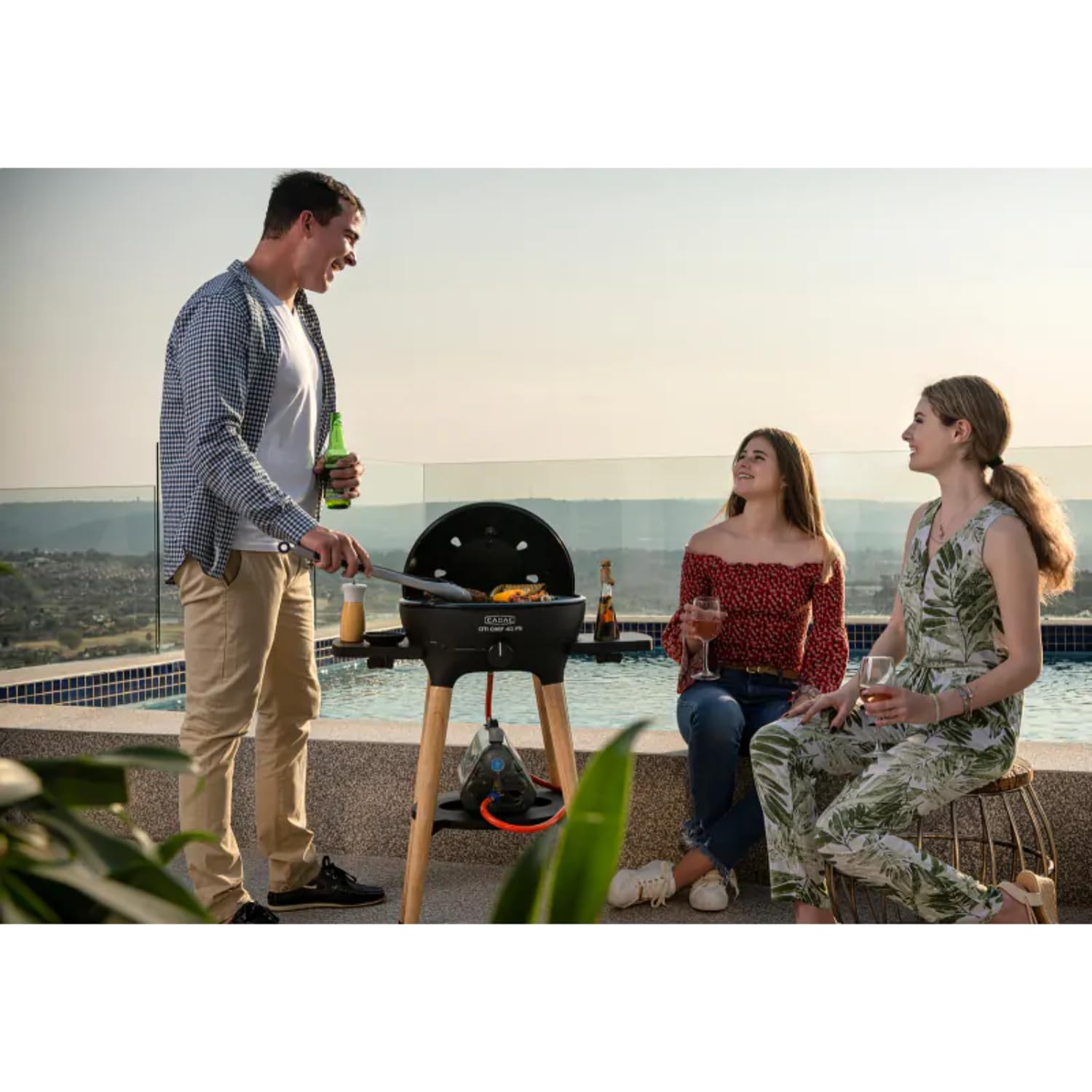 Home>it CADAC Barbecue à gaz Citi Chef avec grille en aluminium antiadhésive et thermomètre intégré dans le couvercle - Noir