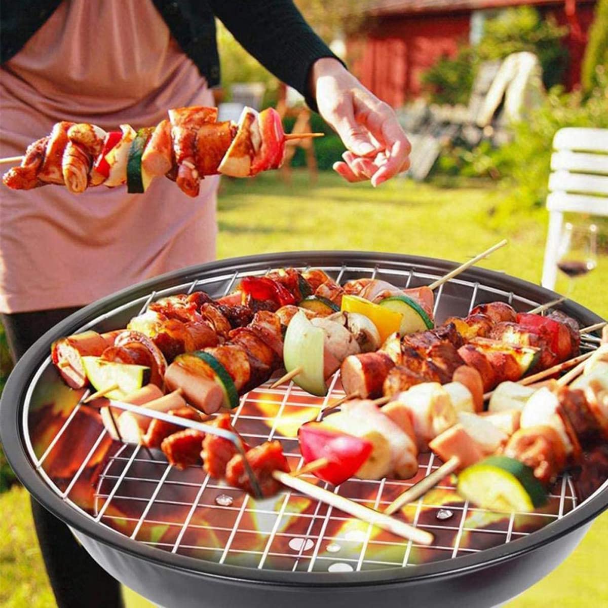 Barbecue Rotondo a Carbonella, 17" BBQ Carbonella Portatile per Giardino, Griglia a Sfera con Acciaio Cromato, Contenitore Carbonella Smaltato, Coperchio, 2 Ruote, 45cm X 19cm X 45cm