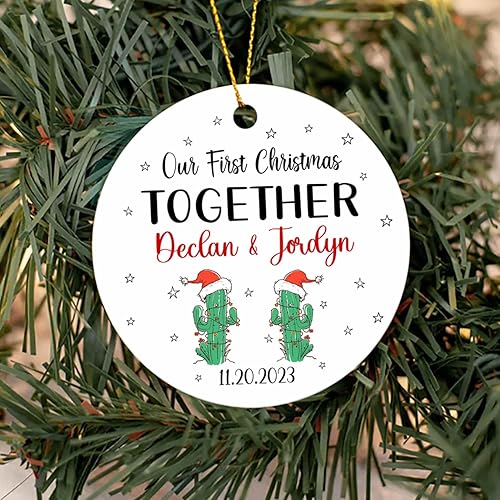 Miniatura 10 de Adorno personalizable con texto en inglés Our First Christmas As Mr & Mrs 2023, adorno de 1 Navidad como Mr Mrs Deer para parejas casadas, nombres