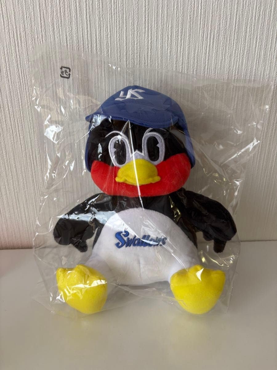 m*i様 【美品】つば九郎　サイン入り　お座り　小　ぬいぐるみ m*i様 【美品】つば九郎サイン入りお座り小ぬいぐるみXXL 日本製 新品