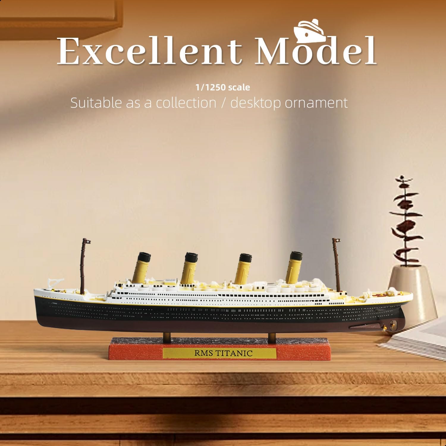1/1250 RMS Titanic Cruise Ship Model Classic Alloy Metal Die-cast Boat Model Legendary British Cruise with Wooden Display Stand Suitable for Collection or Gift for Adults