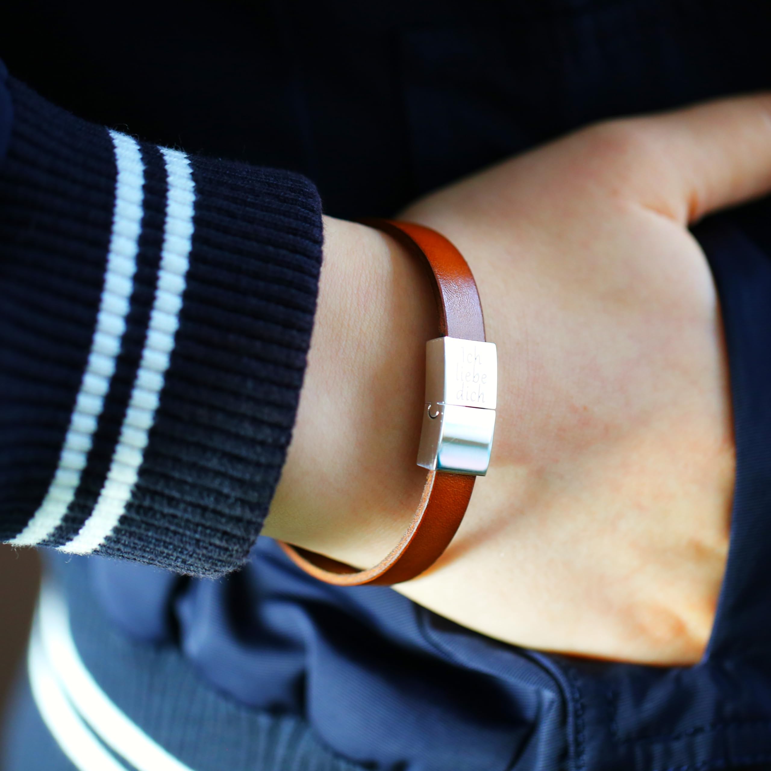 Namensarmband Leder Herren Lederarmband Koordinaten oder Spruch Armband mit Gravur Männer Herrenschmuck Gravur Männerschmuck | HANDMADE IN GERMANY