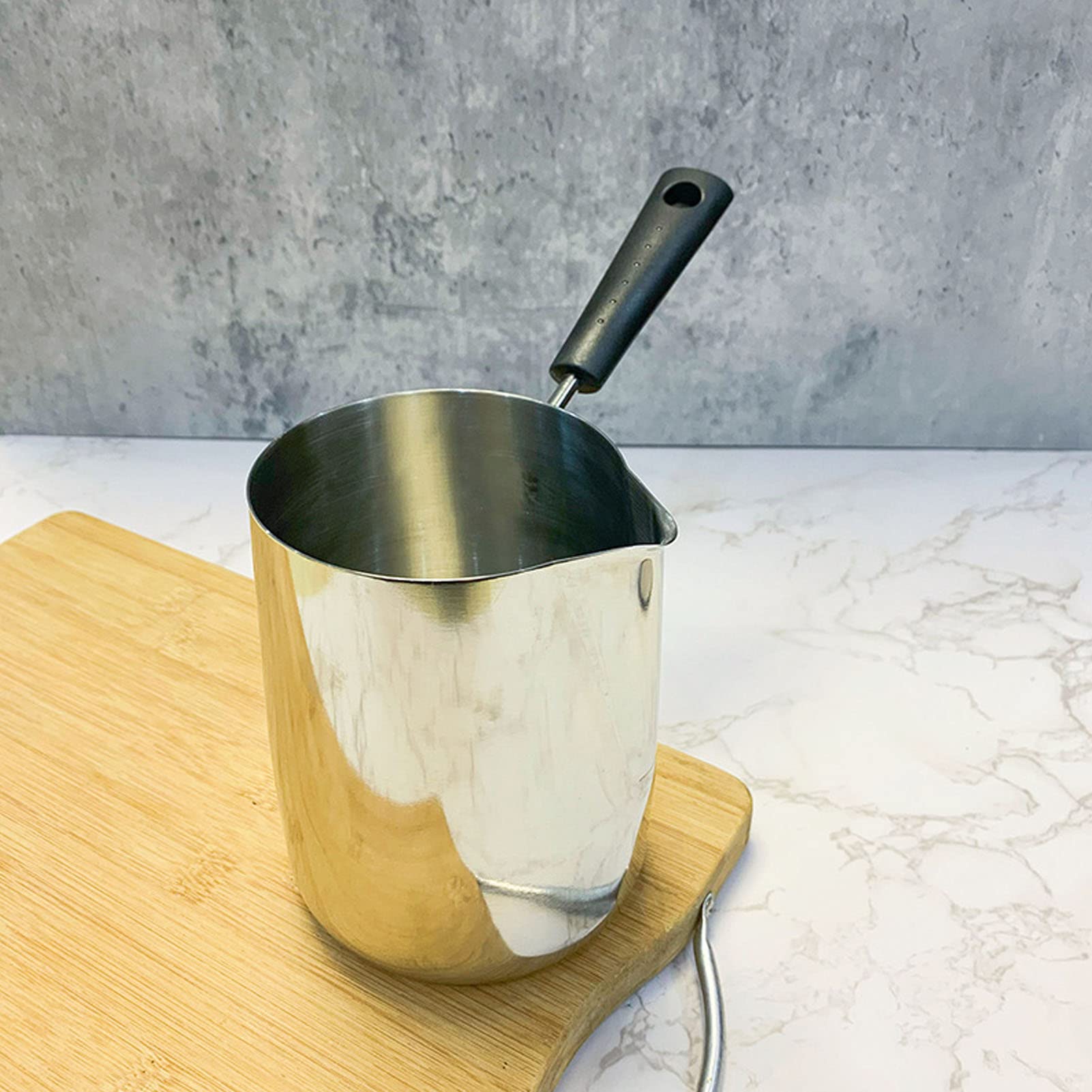 Türkische Kaffeekanne, Milchkanne Induktion, Milchaufschäumkrug, Edelstahl-Aufschäumbecher, Barista-Werkzeuge mit hitzebeständigem Kunststoffgriff für Zuhause, Bar (1000 ml)