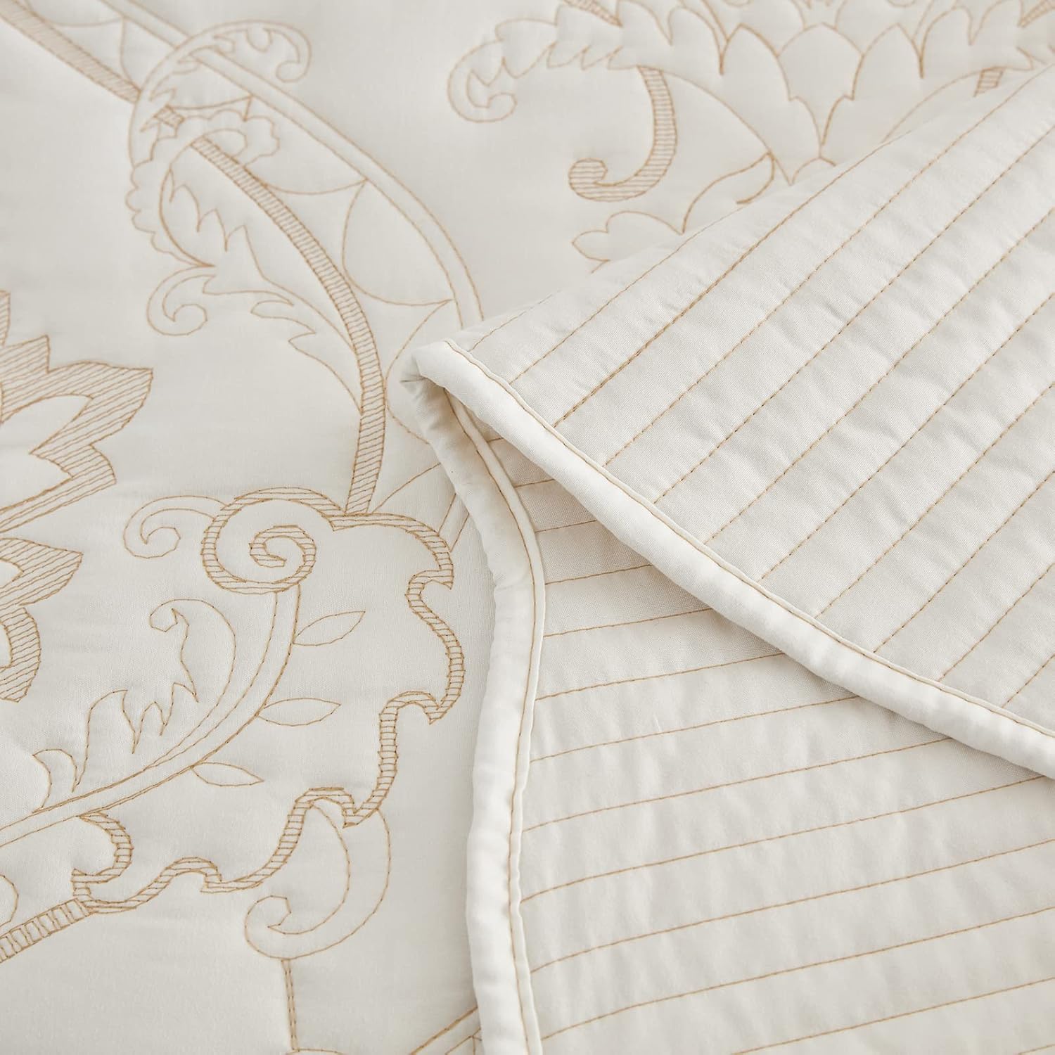 CHIXIN Oversized Bedspread Coverlet Set King Size - Lightweight Bedding Cover - Beautiful Stitching - 5 Piece Reversible Bedspread - Gorgeous Damask Paisley Pattern (King, Ivory-Yellow) - Image 8