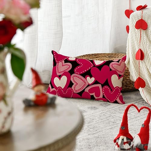 Miniatura 4 de AVOIN colorlife Juego de 4 fundas de almohada rosas con diseño de abrazos y besos para el día de San Valentín, 12 x 20 pulgadas, diseño de rayas de