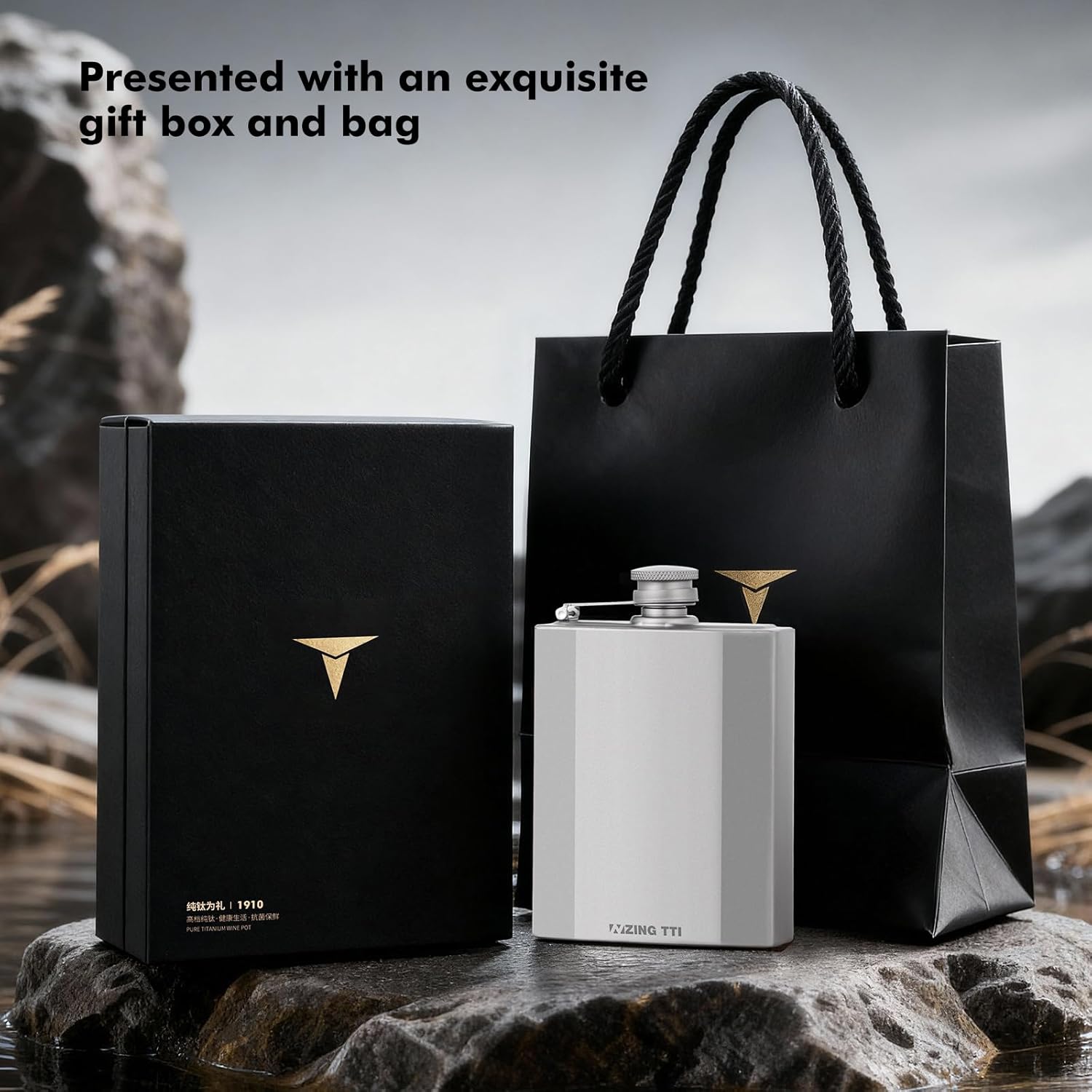 Titanium Hip Flask,Ultra-Light Outdoor Camping Flat Liquor Flask，Seal Alcohol,Whiskey Wine Flagon，Gift Box Packaging, Suitable for Daily Use, Outdoor Travel. (500ML)